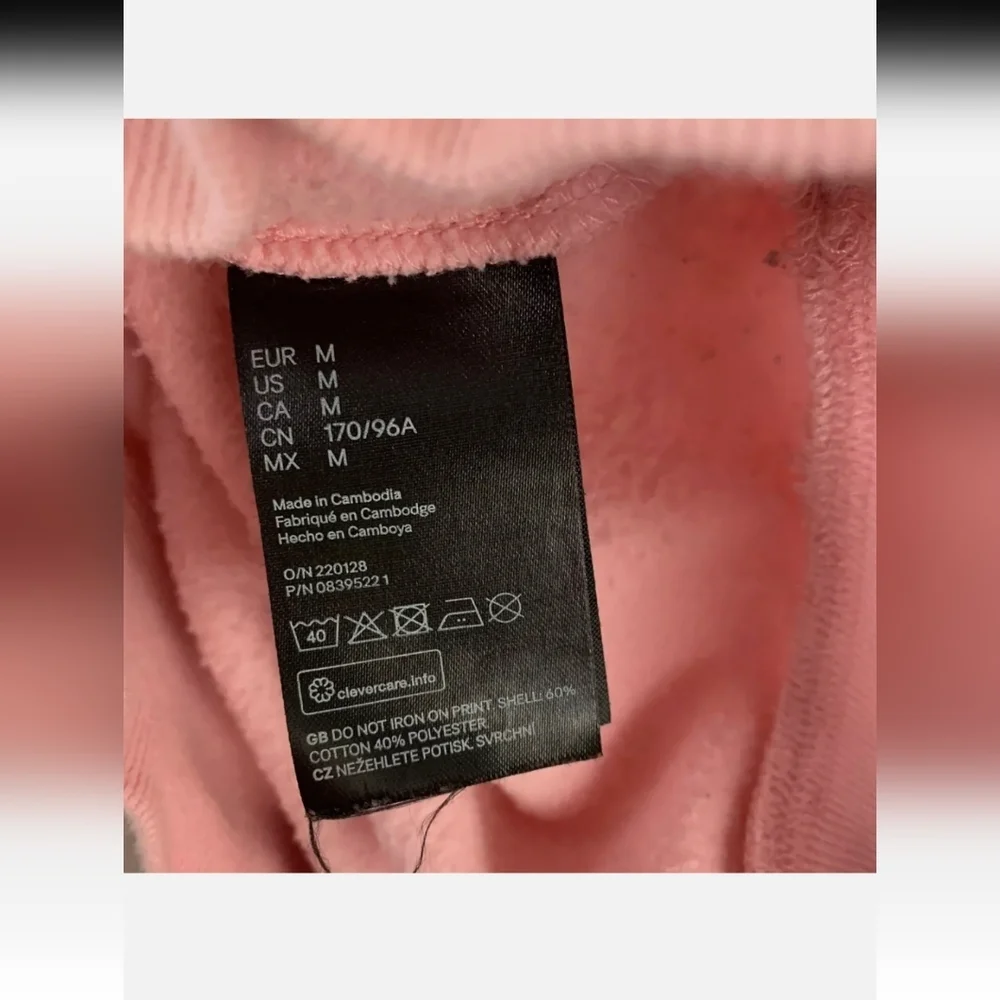 H&M DIVIDED Selena Gomez Sweatshirt - Picture 8 of 8